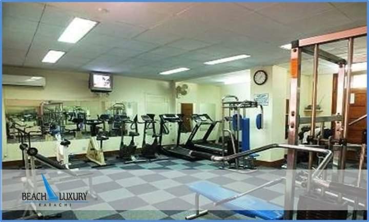 Beach Luxury Hotel Karachi Esterno foto